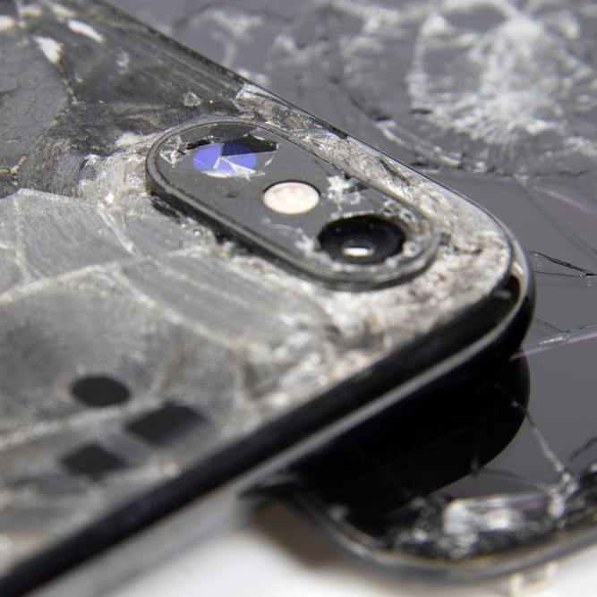Reparação do Vidro Traseiro iPhone